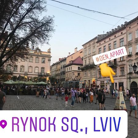 Den Apart On Rynok Square Lviv Kültér fotó